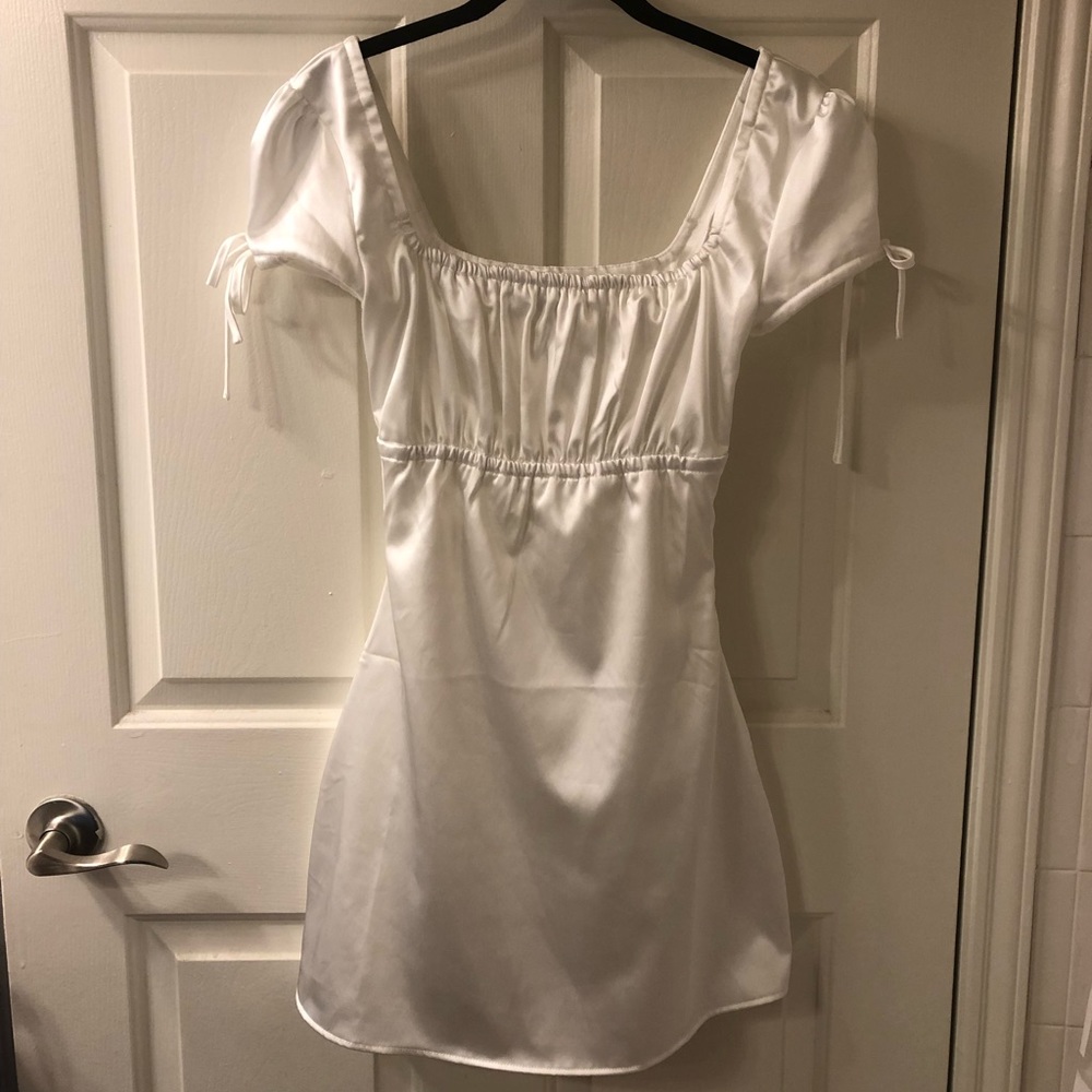 Tiger Mist Satin Puff Sleeve Dress